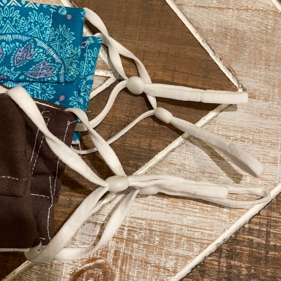 2 Pack Handmade Face Masks w/ Wire - Picture 7 of 7